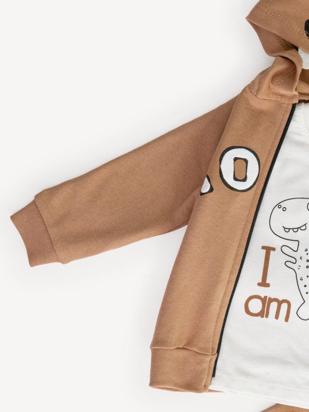 Ensemble 3 Pièces Vêtement Bébé Garçon – Veste « ROAR », T-shirt & Pantalon Ensemble 3 Pièces Vêtement Bébé Garçon – Veste « ROAR », T-shirt & Pantalon